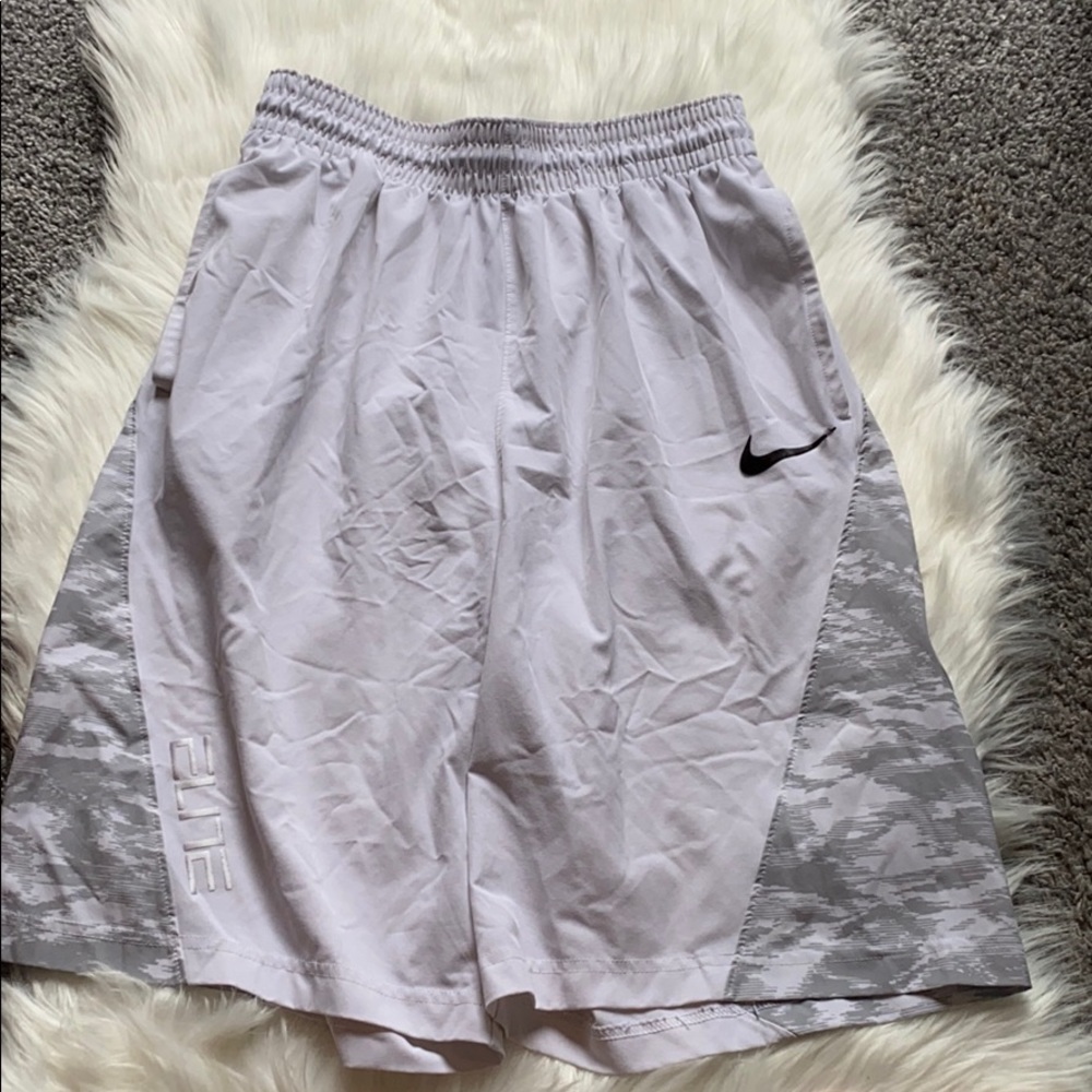 NIKE ELITE Athletic Basketball Training Shorts